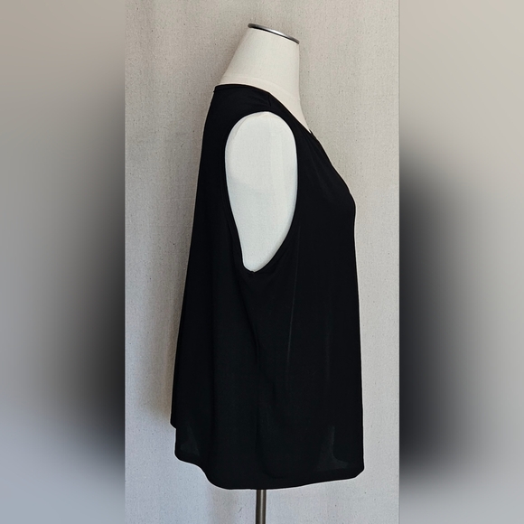 Maggie Barnes Women's Tank Size 4X - Picture 3 of 9